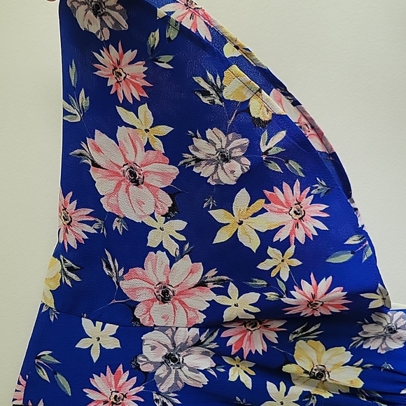 Like new Summer Floral lined dress - Picture 5 of 5